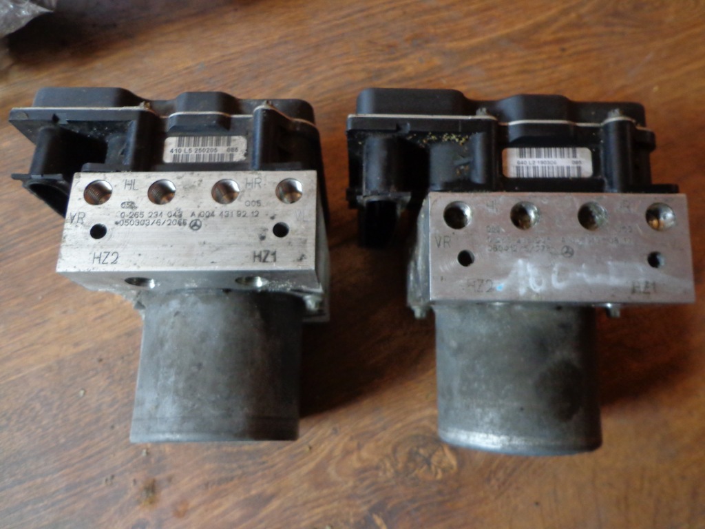 Купити Mercedes w169 a0044319212 насос abs a00664310812