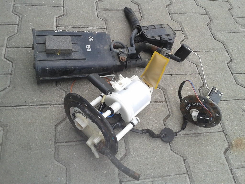 фото №1, Hyundai genesis седан 2010r 3.8 насос пального