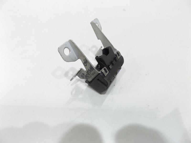 фото №2, Засов стекло крышки задняя kia sportage ii