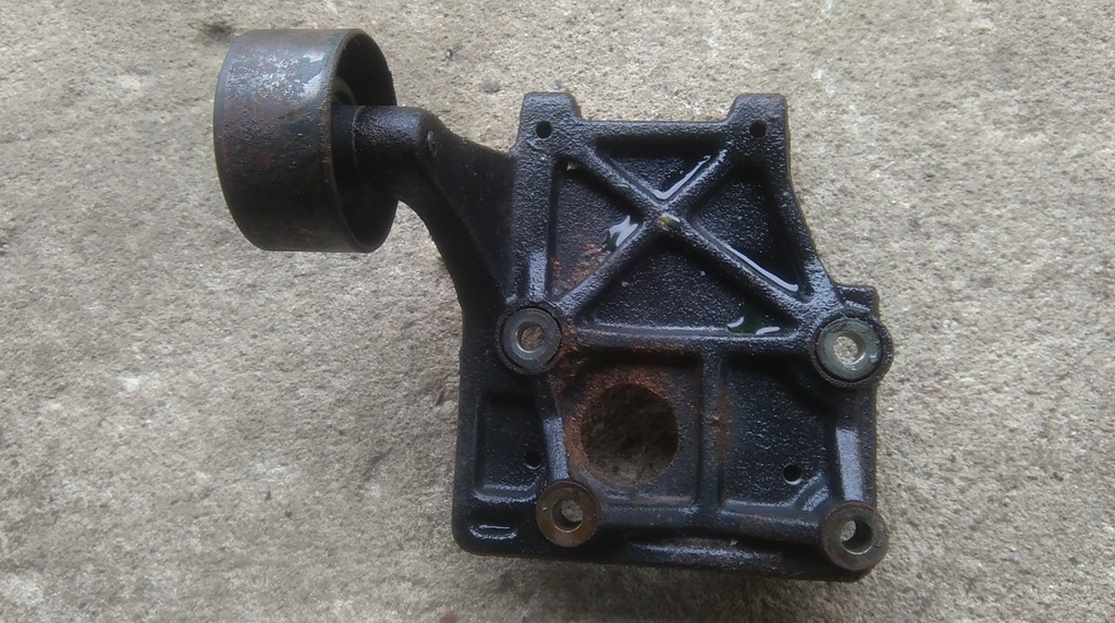 фото №1, Mazda mpv 2.0 citd основание кронштейн компрессора