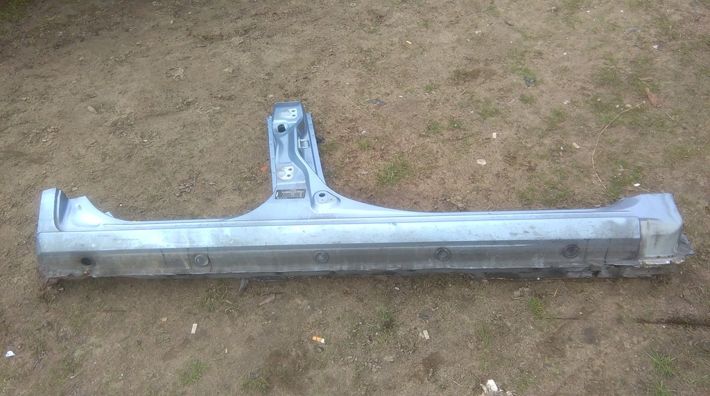 фото №1, Mazda 2 02-07 поріг блок двигуна правий