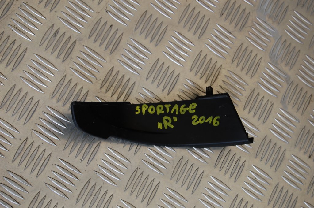 фото №1, Заглушка жабо права kia sportage iv 2016