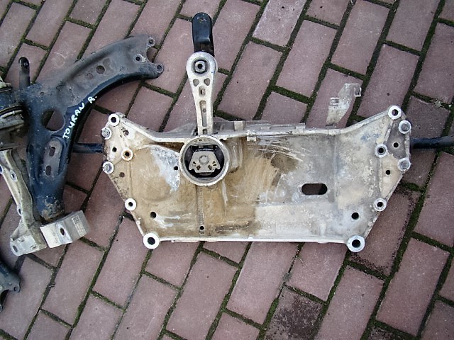 фото №7, Vw touran tdi подвеска лапа приводной вал подрамник