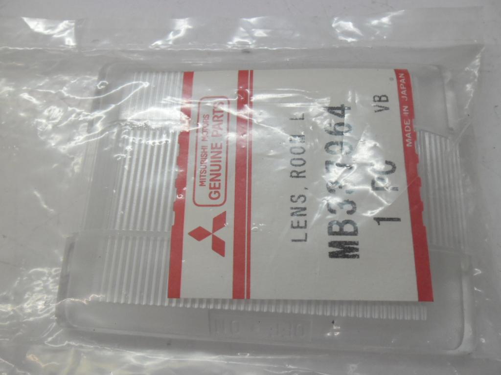 фото №2, Стекло фары фонари освещение mitsubishi space wagon