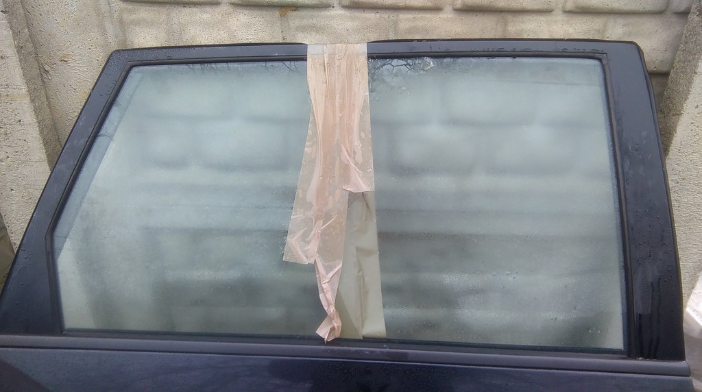 фото №1, Mitsubishi grandis стекло правая задняя дверь