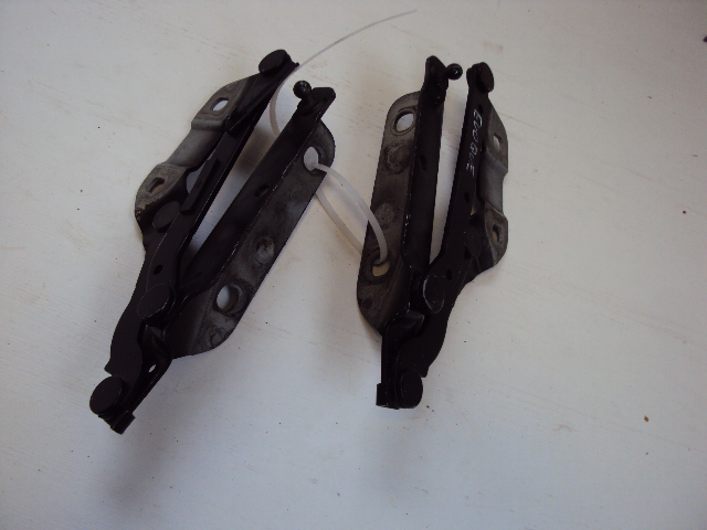 фото №3, Петлі капот range rover evoque