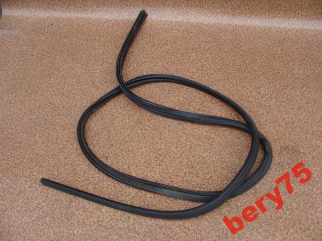 фото №1, Jeep grand cherokee 06r прокладка крышки багажника