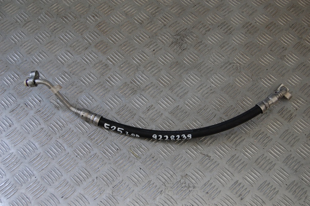 фото №1, Шланг кондиционера bmw x3 f25 9228239 2,0 xd