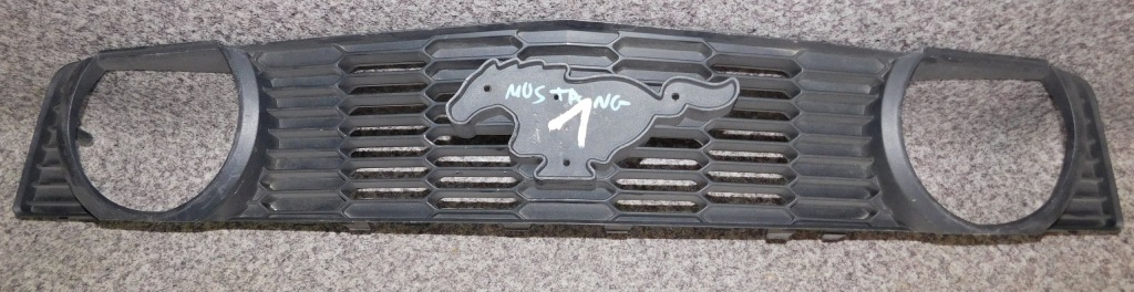 фото №1, Ford mustang gt orginal 10- решётка радиатора решётка радиатора