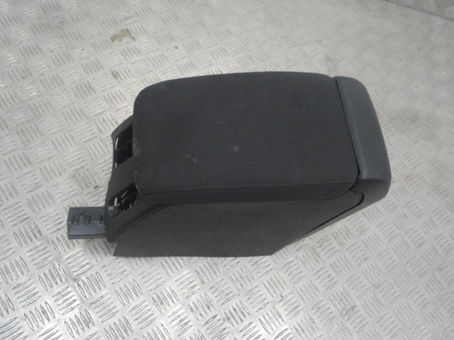 фото №1, Vw scirocco eos консоль середня тунель