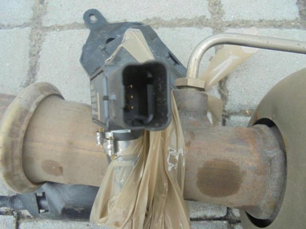 фото №3, Гасник citroen ds5 1.6 ehdi