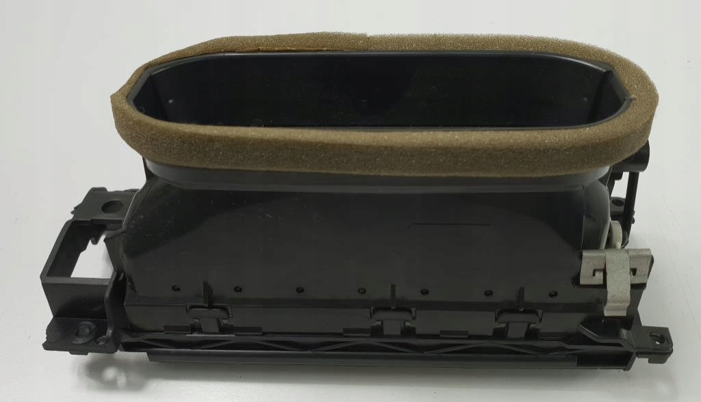 фото №3, Решётка обдув левая volvo v70 iii