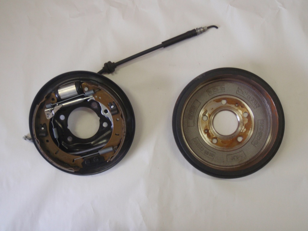 фото №1, Тормозные колодки барабан ford focus iii левый задняя комплект