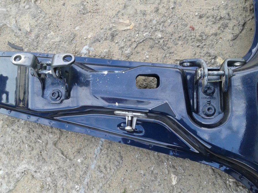 фото №1, Петля дверь левый задняя верхний cadillac bls 06-10