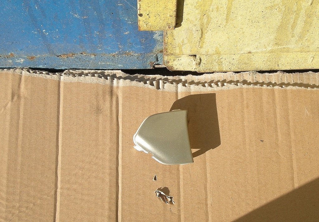 фото №1, Ford b-max av11-17a989 заглушка перед