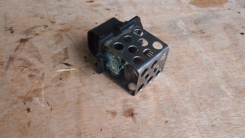 фото №6, Опора кронштейн trafic vivaro 2.0 dci 8200741758