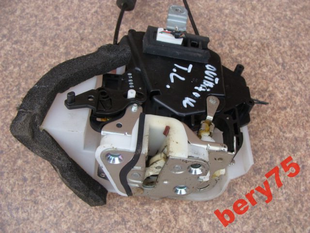 фото №1, Subaru outback 10r 2,0d замок привід двері задня l