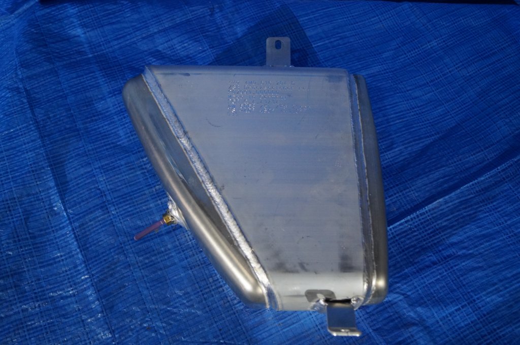 фото №1, Контейнер тиску 3.0tfis audi q7 15r 4m0616204d