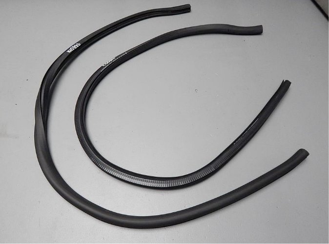 фото №1, Vw passat cc прокладка двері задня 3c8867915