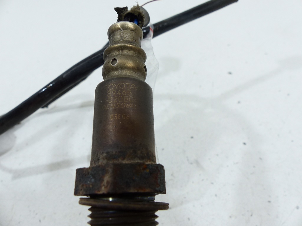 фото №2, Toyota corolla e12 датчик лямбда-зонд 89465-02080 2pin