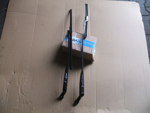 фото №1, Fiat 500 abarth рычаг дворники щетка рычаги