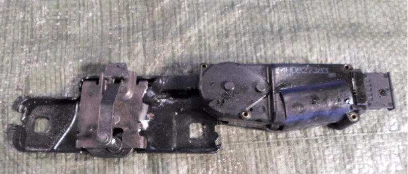 фото №1, Audi s6 s7 s8 замок доводчик кришки 4h0827383