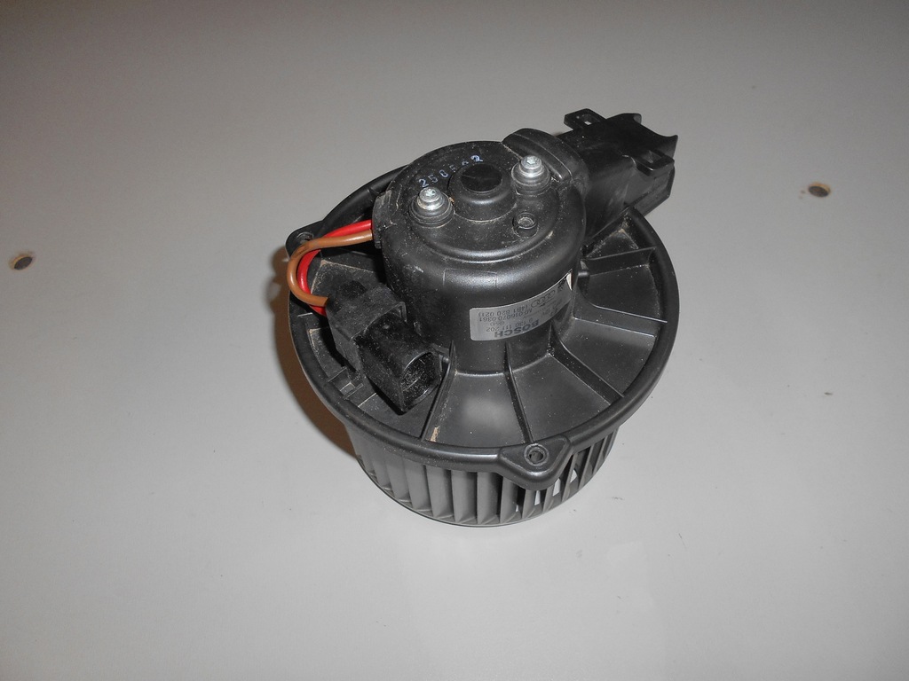 фото №1, Вентилятор воздуходувка audi a6 c5 4b1820021