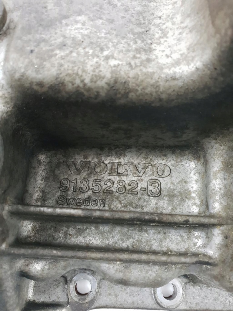 фото №6, Поддон масляная volvo 91352823