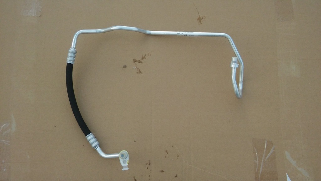 фото №1, Шланг кондиционера duster 924400143r