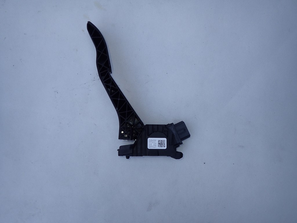 фото №1, Dw golf 7 sportsvan педаль газу 5q1723503g