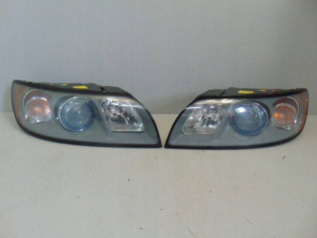 фото №1, Volvo s40 v50 лампи комплект ксенон 30744681