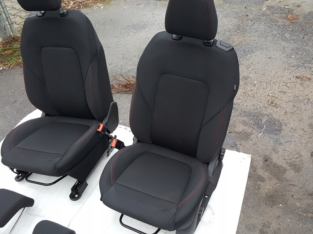 фото №4, Ford fiesta mk8 st-line сидіння заднє сидіння 3d nowe