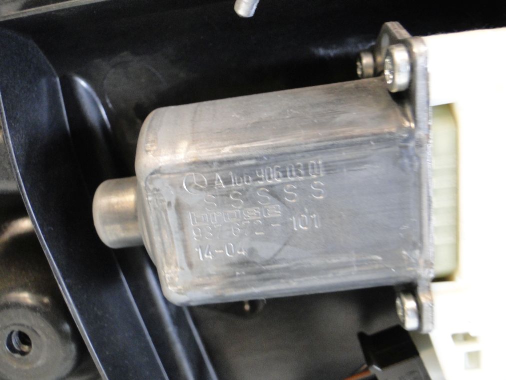 фото №5, Mercedes s klasa w222 222 моторчик скло w двері