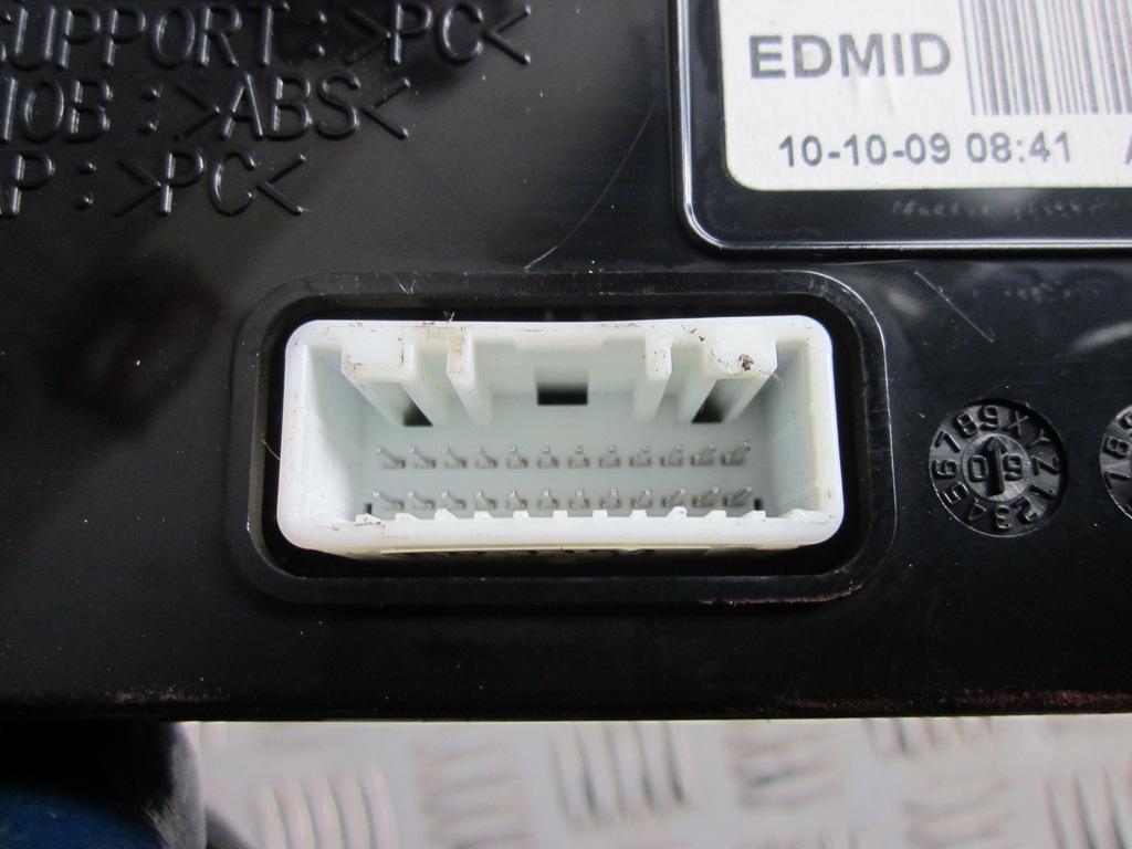 фото №6, Дисплей , часы kia ceed 09-12r