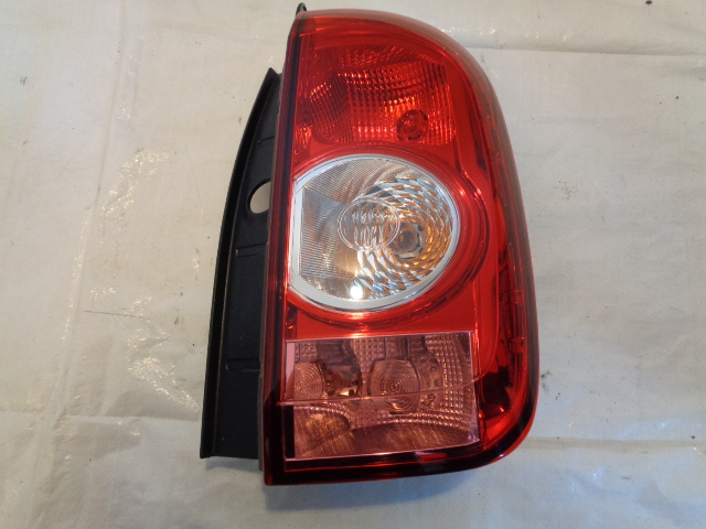 фото №1, Dacia duster 10-13 лампа задня права оригінальна nowa 265509517r