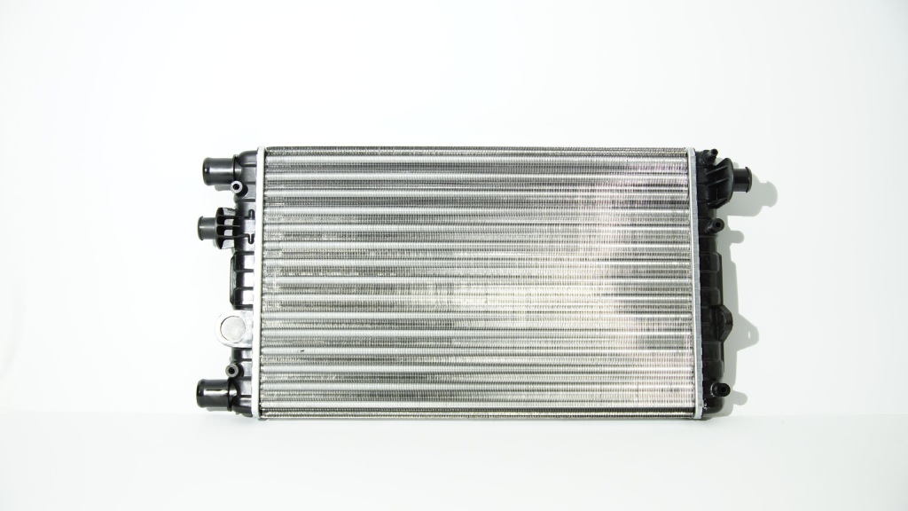 Радиатор воды fiat seicento 1.1 mpi 2000-2010 Недорого