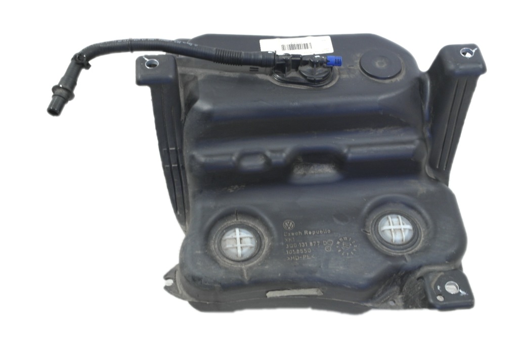 фото №1, Skoda superb iii бак adblue 3q0131877d