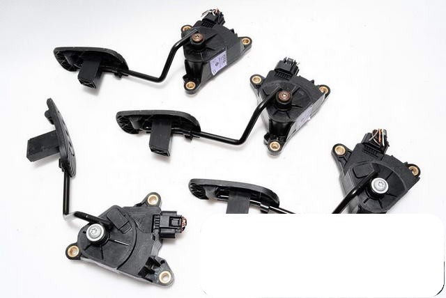 фото №4, Потенціометр педаль micra k12 1.5 18002ax700