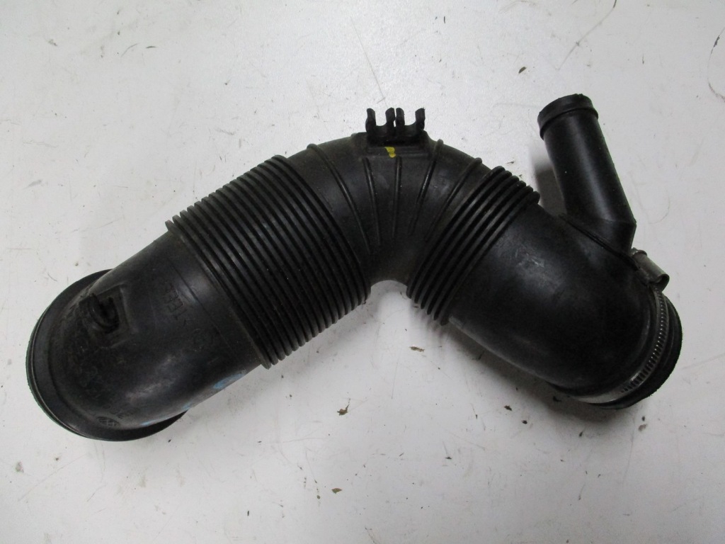 фото №1, Труба пабтрубок  vw passat b6 3c0 3c0129654p