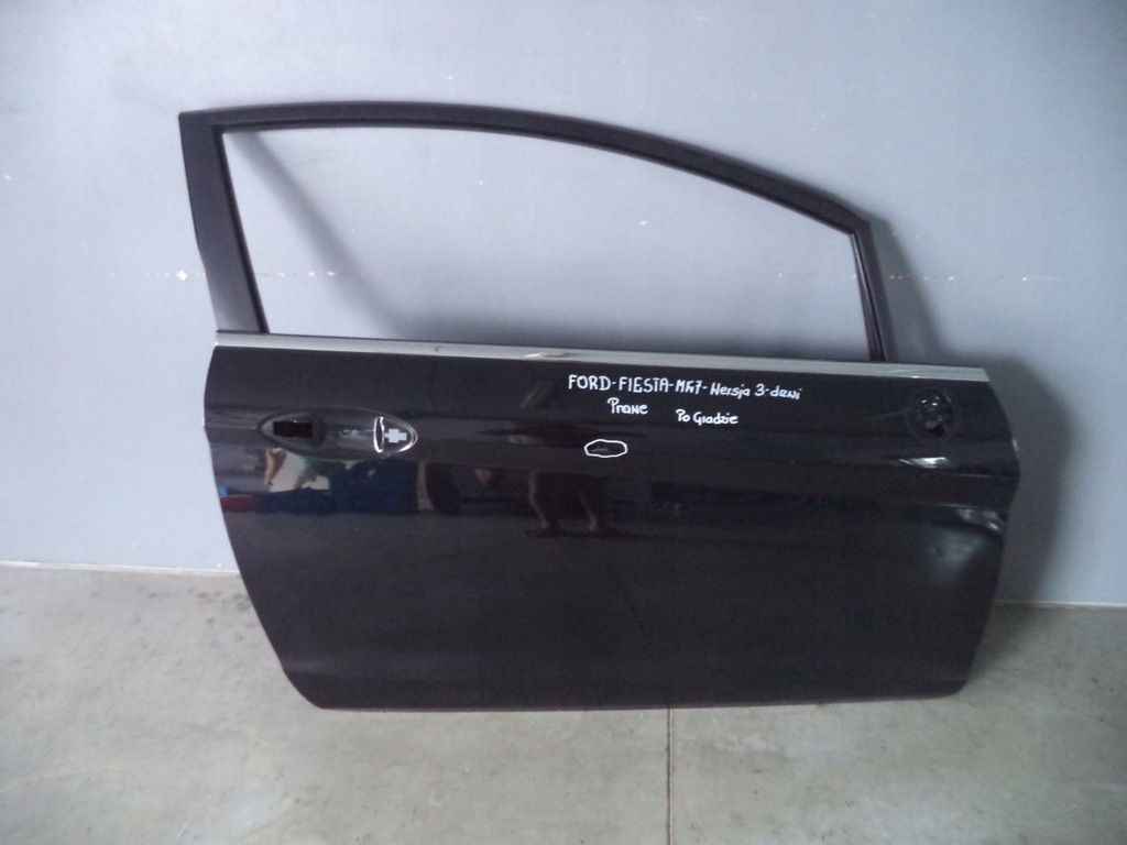 фото №1, Ford fiesta mk7 08-17 дверь перед правое 3-дверь
