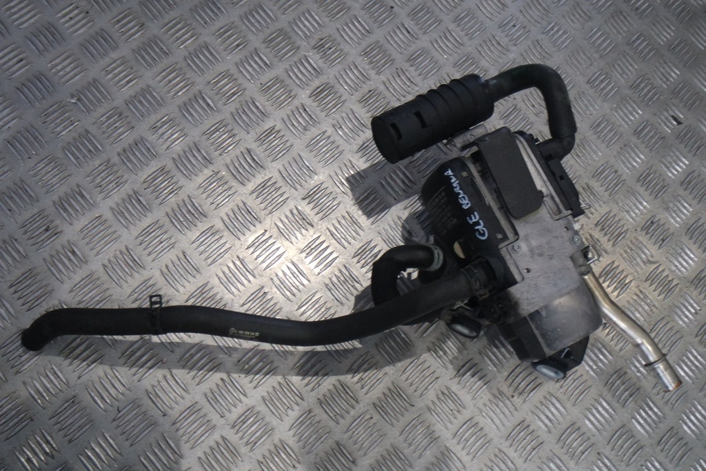 фото №1, Насос webasto mercedes gle 166 gls suv a1665002600