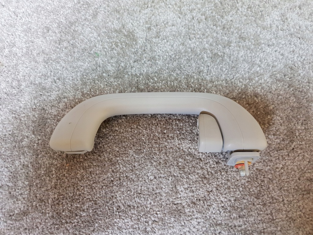 фото №1, Hyundai i30 12- ручка кронштейн потолочный правый задняя