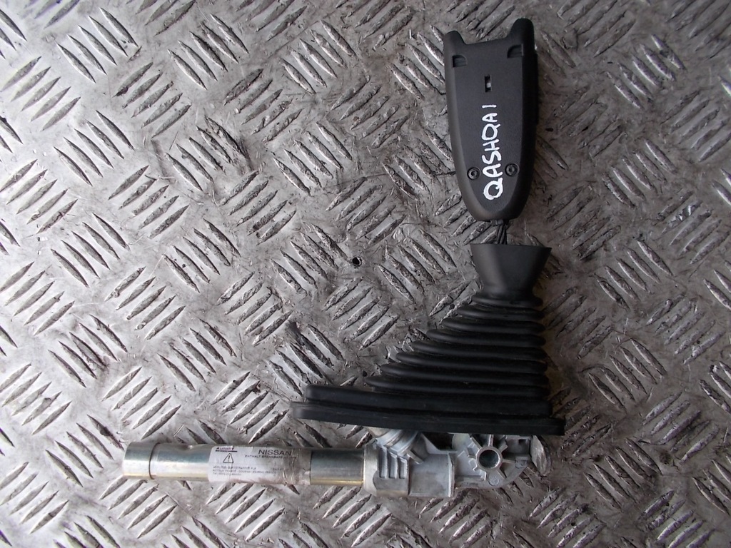 фото №1, Nissan qashqai натягувач поперечина передній правий 07-