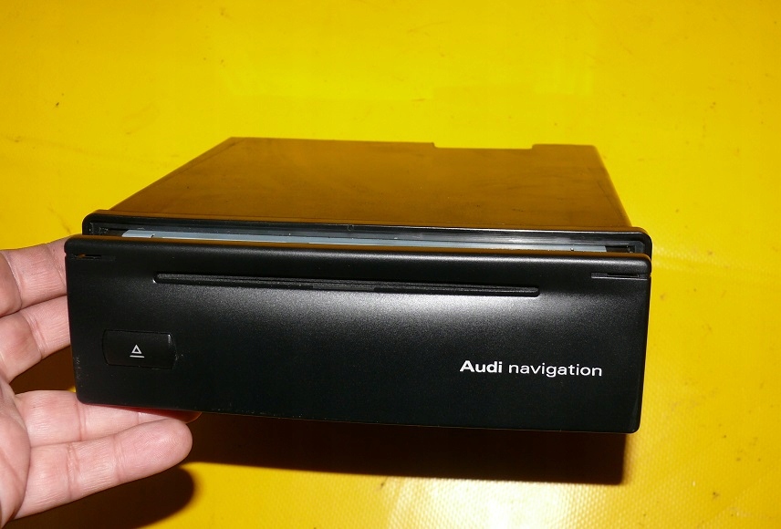 фото №1, Зчитувач навігації audi a6 c5 lift 4d0919892
