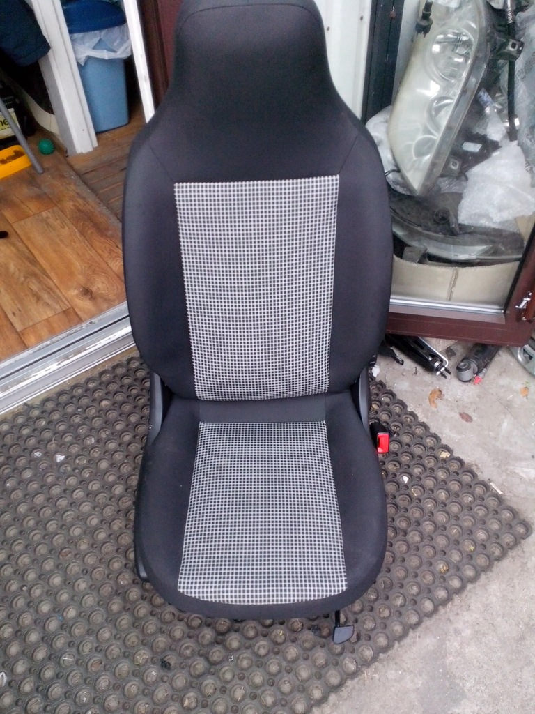 фото №1, Сиденье перед передний renault twingo iii 14-