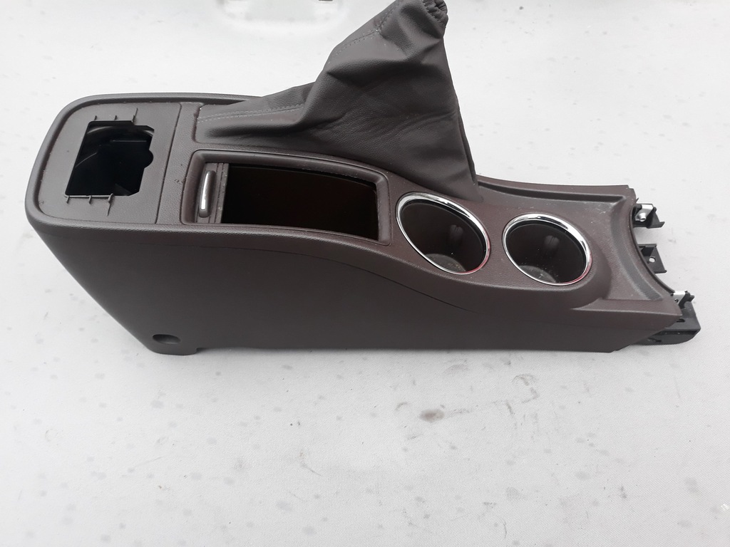 фото №1, Opel zafira c tourier бардачок туннель коричневый