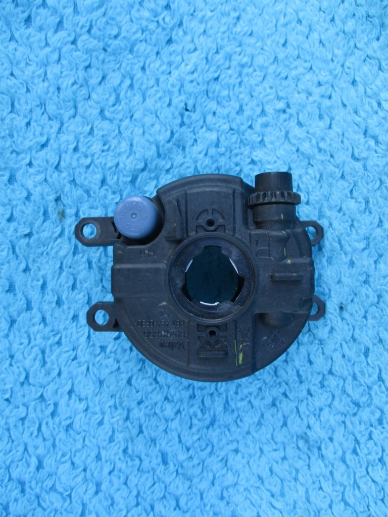 фото №5, Toyota yaris 2 ii противотуманная фара левый полный хороший orygin