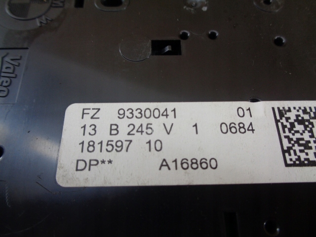 фото №4, Bmw 1 f20 f30 лампа освещение кабины 9330041