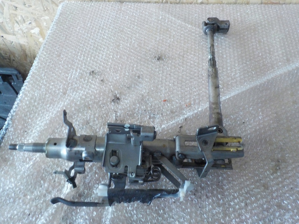 фото №4, Mazda 6 i 2.0 citd колонка кермова