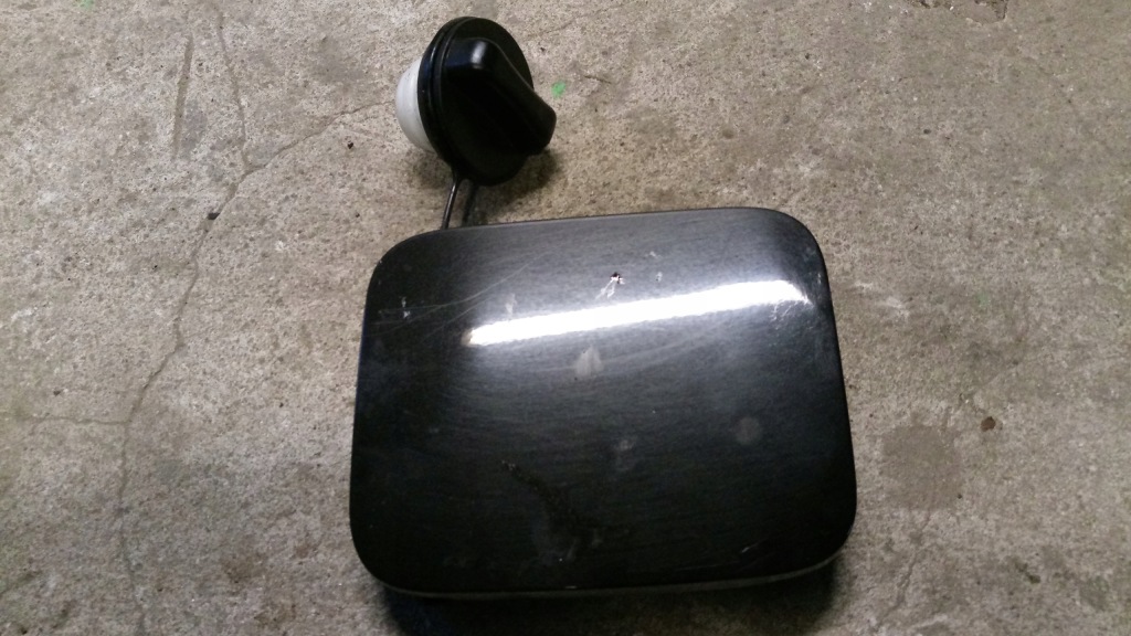 фото №1, Nissan juke кришка заливної пального